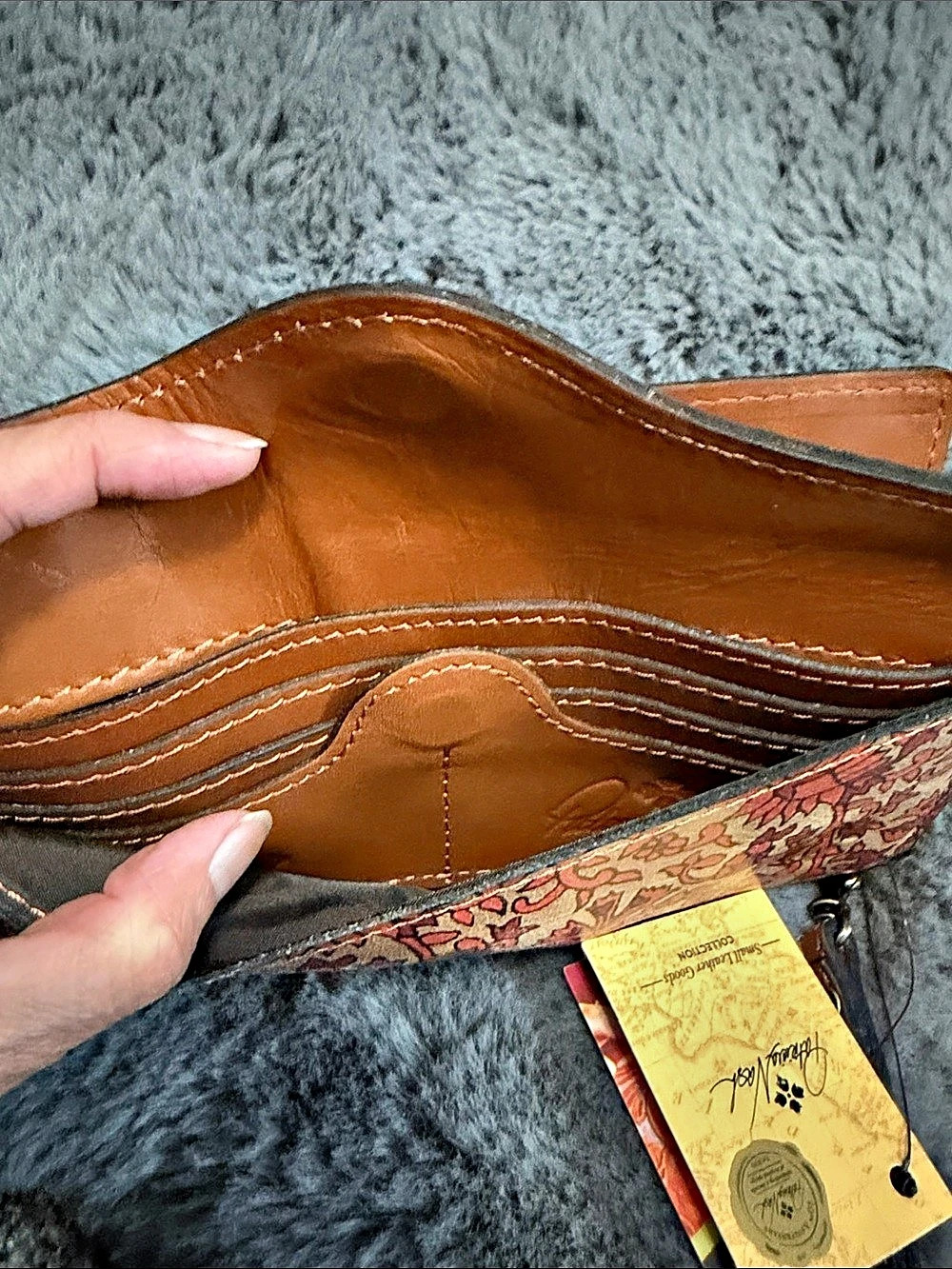 NWT Patricia Nash  Floral Wristlet Wallet in Brown & orange NWT - Picture 4 of 4
